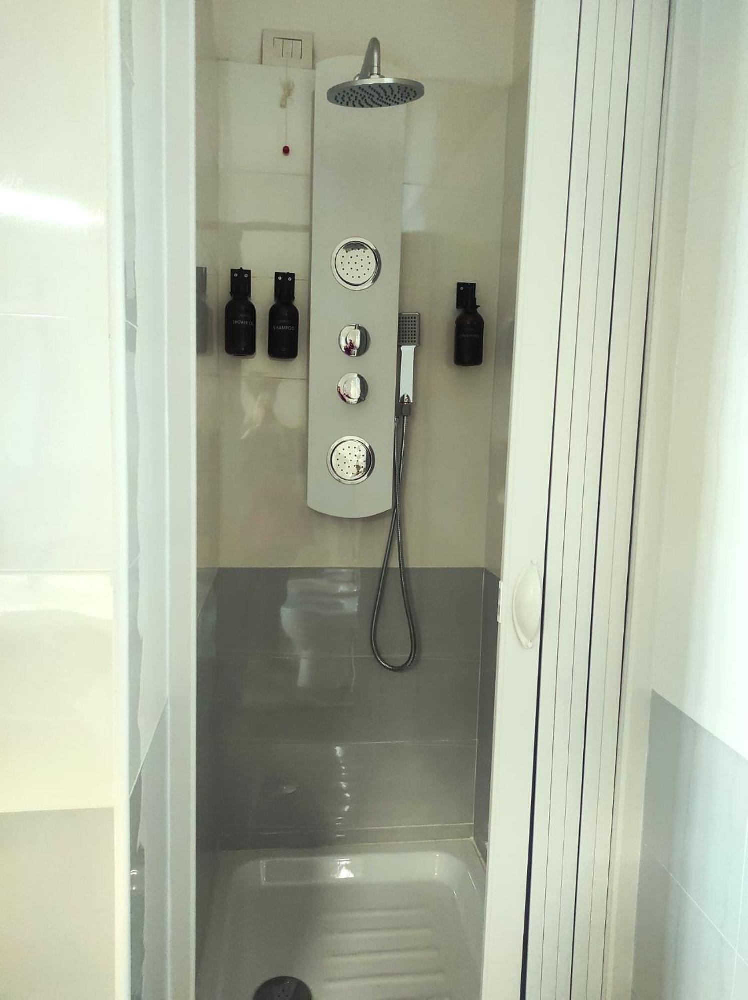Michelangelo Airport Suite Room 菲乌米奇诺 外观 照片